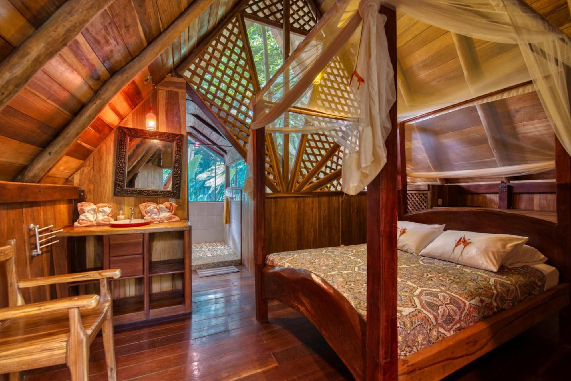 Tree House Beachfront Lodge Puerto Viejo de Talamanca Экстерьер фото