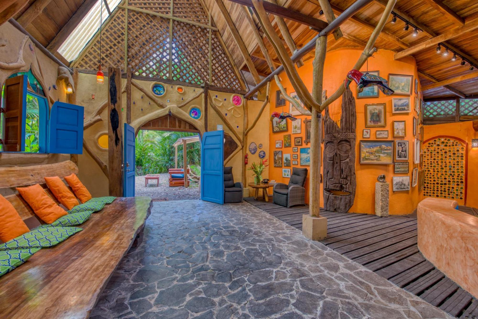 Tree House Beachfront Lodge Puerto Viejo de Talamanca Экстерьер фото